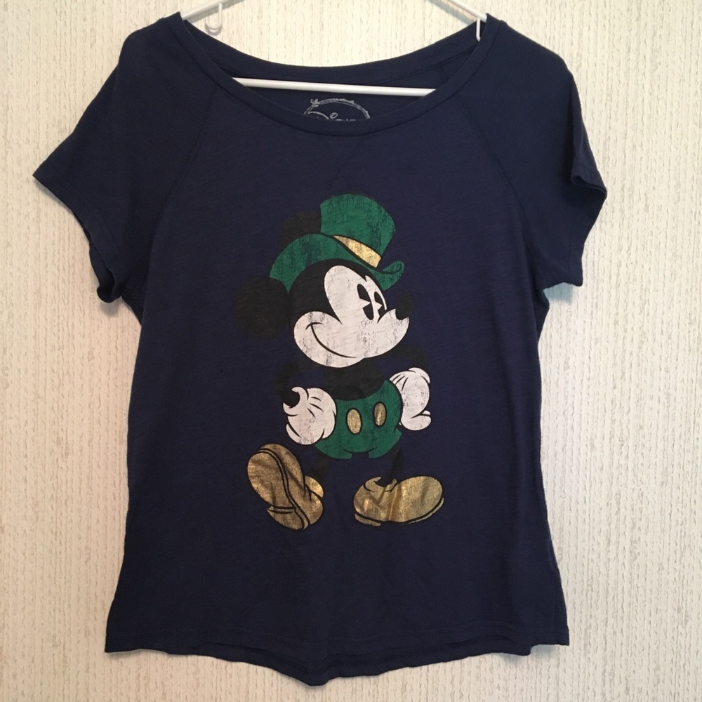 SOLD// Disney St Patrick’s Mickey Mouse Holiday Top